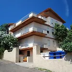 La Contessa 3*