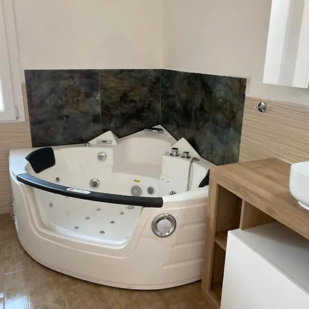 La Contessa Hotel 3*