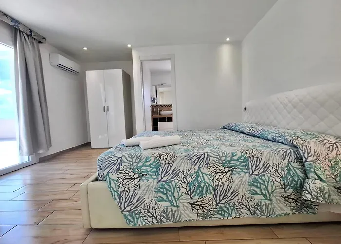 La Contessa Hotel 3*