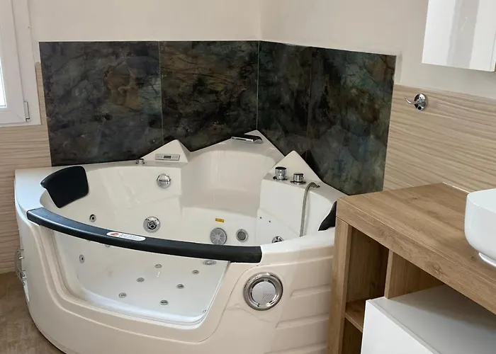 La Contessa Hotel 3*