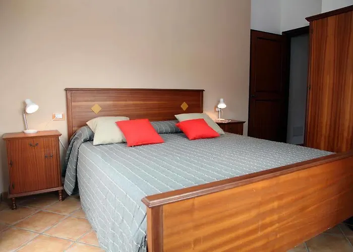 La Contessa Santa Teresa Gallura